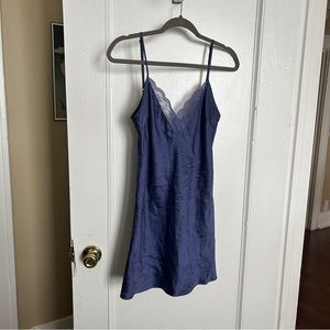 Vintage Victoria’s Secret Silk Slip | Blue | Medium
